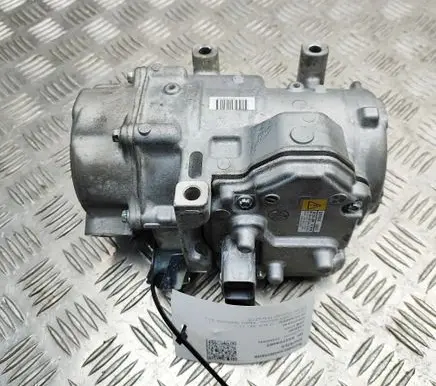 Lexus RX 450H Air conditioning (A/C) compressor (pump) 0422000464