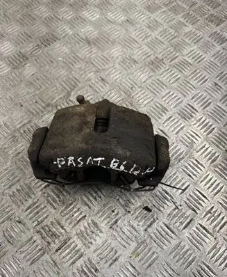 Volkswagen PASSAT B6 Front brake caliper