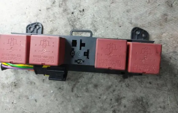Renault Espace - Grand espace IV Fuse box set 7700844682A