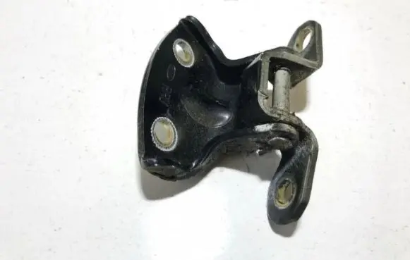 KIA Cerato Rear door lower hinge