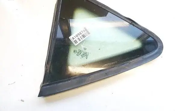 Mercedes-Benz A W168 Front triangle window/glass dot27m23100as2