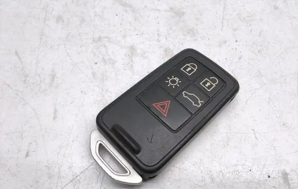 Volvo V70 Ignition key/card 30659607