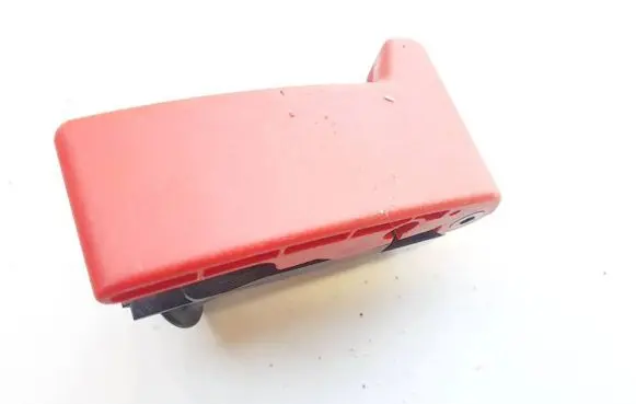 Engine bonnet (hood) release handle