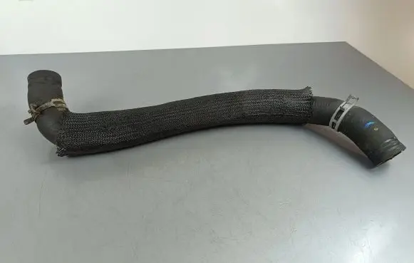 Jeep Grand Cherokee Engine coolant pipe/hose