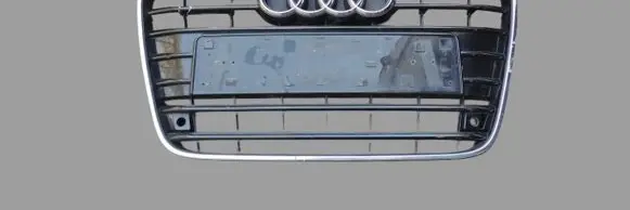 Audi A6 C7 Front bumper upper radiator grill 4G0853653