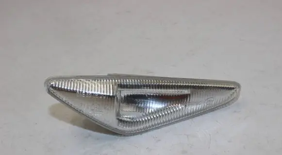 BMW X3 F25 Front fender indicator light 7267977 0218100 7171007