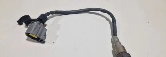 Mercedes-Benz A W176 Lambda probe sensor A0075426318