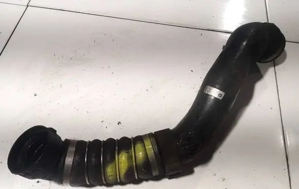 BMW 5 E60 E61 Intercooler hose/pipe 58300015