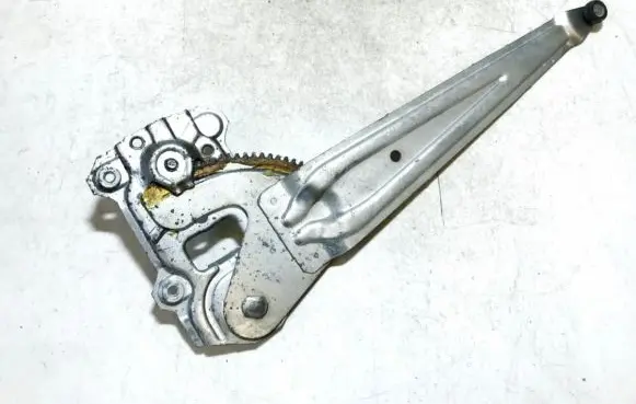 Toyota Yaris Sliding door window regulator with motor