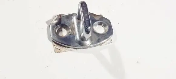 Volkswagen Golf Plus Front door lock loop/hook striker 
