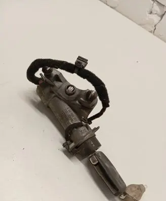 Volkswagen Transporter - Caravelle T5 Ignition lock 4B0905851C