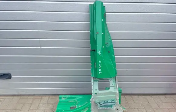 Renault Trafic III (X82) Pillar (middle)