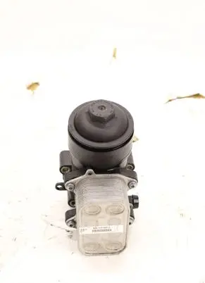 Volkswagen Tiguan Oil filter cover 03L115389C
