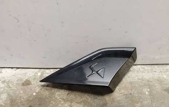 Citroen DS7 Crossback Rear fender molding trim 9824575977