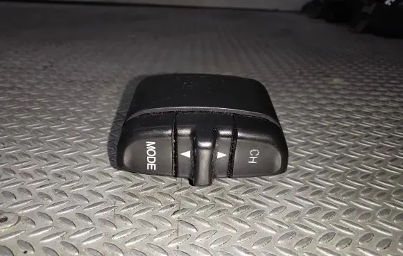 Honda CR-V Multifunctional control switch/knob M28028S9ARDS