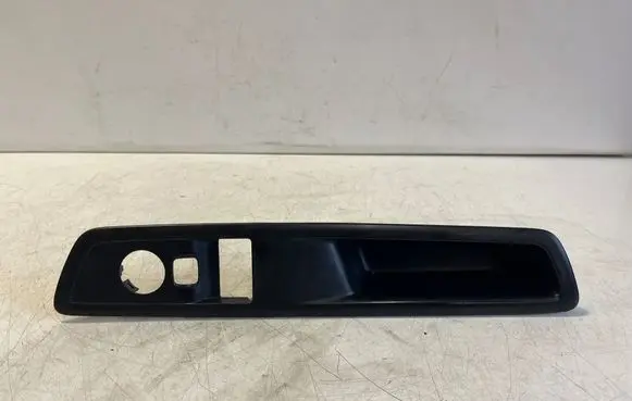 Peugeot Expert Front door window switch trim 98144413ZD