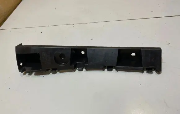 Ford Mustang VI Front bumper mounting bracket FR3B16C066AC