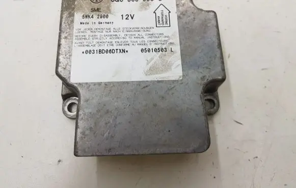 Volkswagen PASSAT B5.5 Airbag control unit/module 6Q0909605C