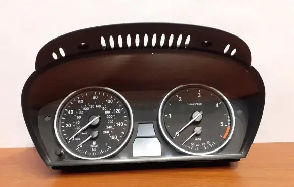 BMW 5 E60 E61 Speedometer (instrument cluster) 6965359 3180