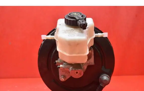 BMW 7 F01 F02 F03 F04 Brake booster 6785648