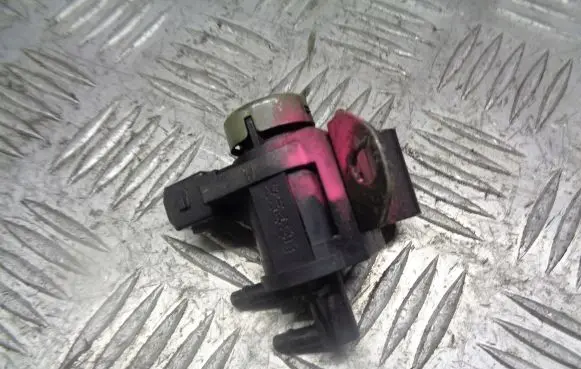 Seat Toledo II (1M) Vacuum valve 1J0906283A