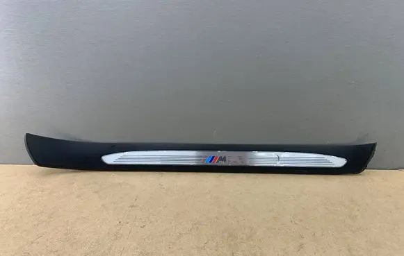 BMW 5 E60 E61 Front sill trim cover 51477898822 7898822