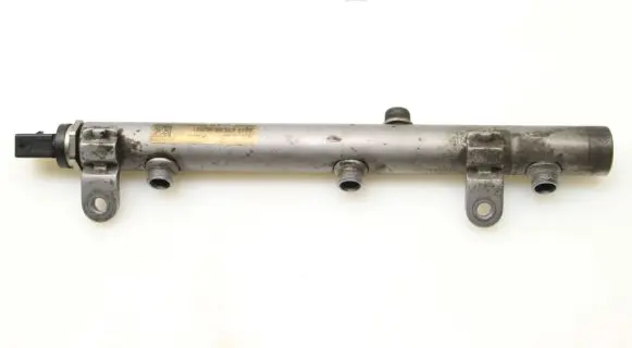 Mercedes-Benz CLS C219 Fuel main line pipe A6420702695001