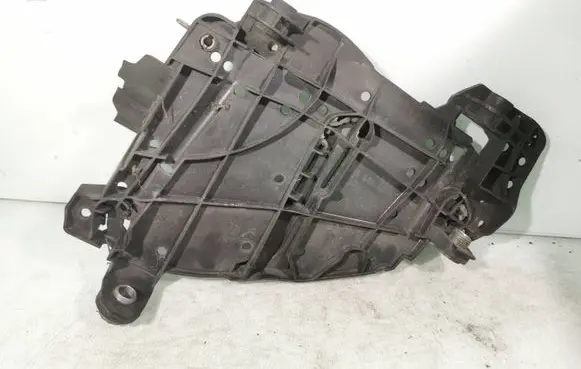 Volkswagen Touareg I Headlight/headlamp mounting bracket 16464600