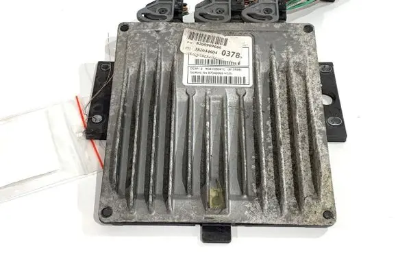 Renault Kangoo II Engine control unit/module ECU 8200909666