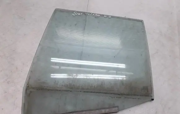 Seat Toledo I (1L) Rear door window glass