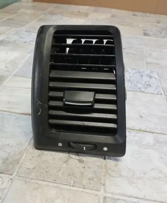 Honda Accord Dashboard side air vent grill/cover trim