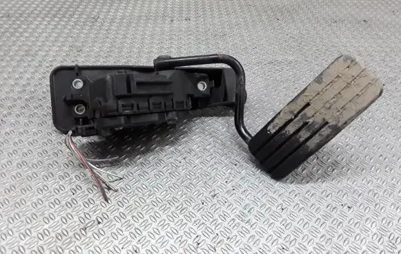 Renault Espace IV Accelerator throttle pedal 8200007512