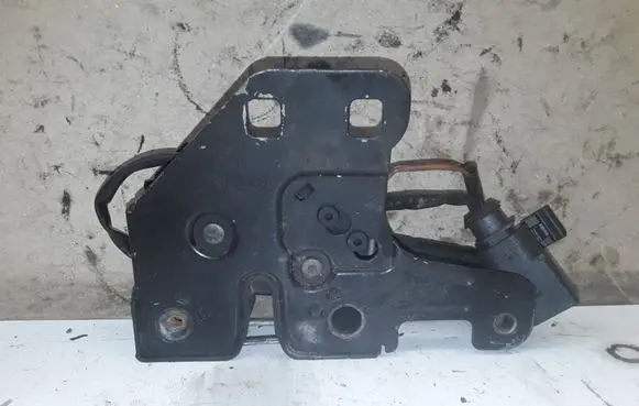 Volkswagen Jetta V Engine bonnet/hood lock/catch NOCODE