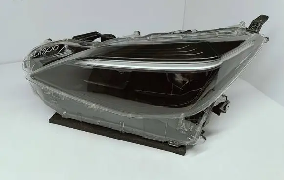 Toyota Yaris Cross Headlight/headlamp 0D312 L1800