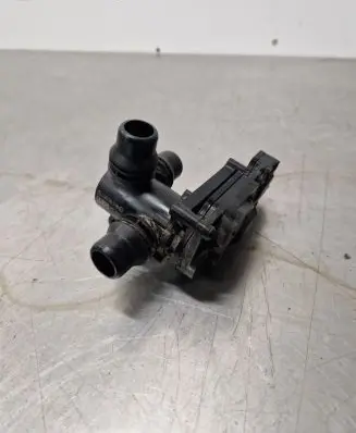 Mercedes-Benz C W206 Electric auxiliary coolant/water pump A0005061300