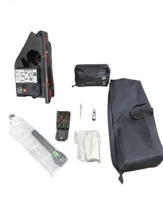 Mercedes-Benz GLA W156 X156 Tool set a0005831502