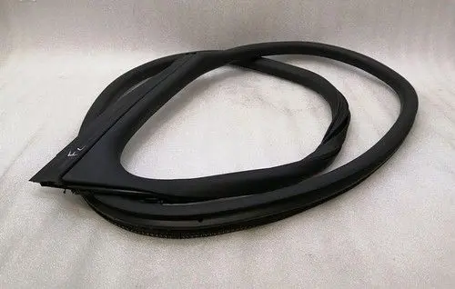 Porsche Taycan 9J1 Front door rubber seal 9J1831721AL