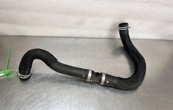 Engine coolant pipe/hose