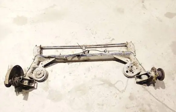 Volkswagen PASSAT B5.5 Rear subframe 