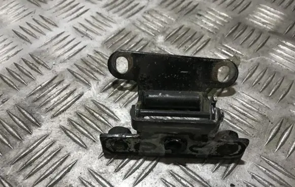 Chrysler PT Cruiser Rear door lower hinge 