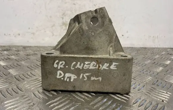 Jeep Grand Cherokee Engine mounting bracket 52124990AC