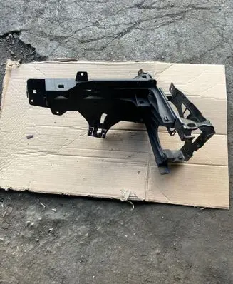 BMW 5 F10 F11 Headlight/headlamp mounting bracket 7200794 11071510