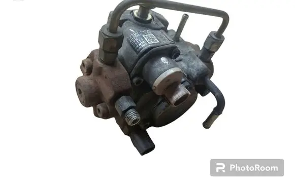 Toyota Avensis T250 Fuel injection high pressure pump 221000R020 HU2940000304
