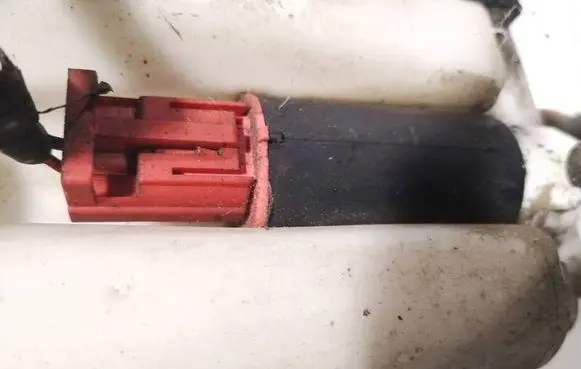 Toyota Avensis T250 Windscreen/windshield washer pump 