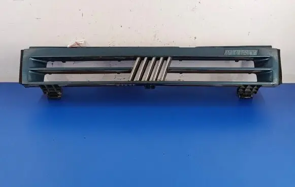Fiat Uno Front grill