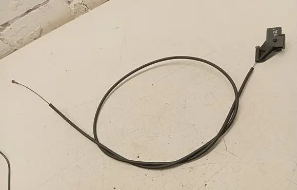 Opel Zafira A Engine bonnet/hood lock release cable 7002346