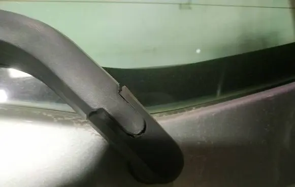 Toyota Yaris Rear window wiper motor 