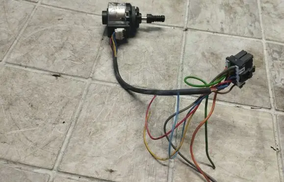 Volkswagen Phaeton Headlight level adjustment motor 89022080 TB3520B