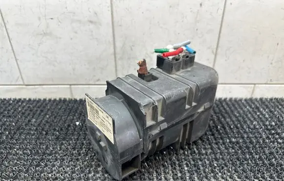 Mercedes-Benz S W221 Central locking vacuum pump A2218001348 A2218001448 A2214420312