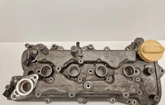 Renault Captur Rocker cam cover 132653841R 118322415R